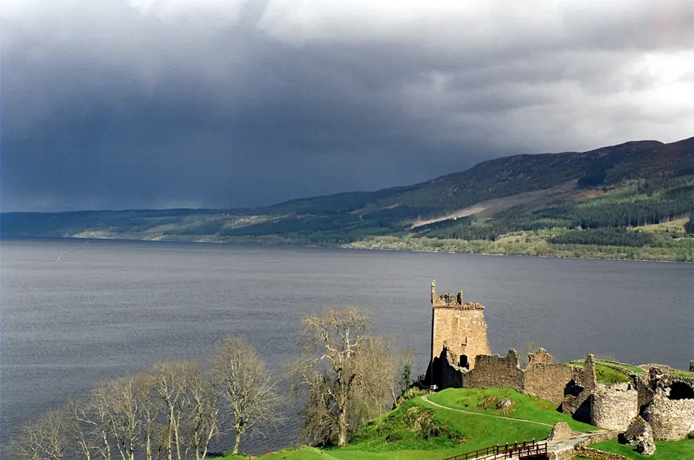 Cruise on Loch Ness