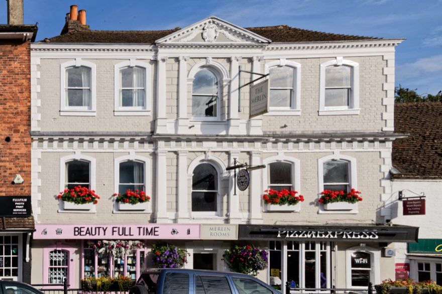 Colour Hunt on the High Street